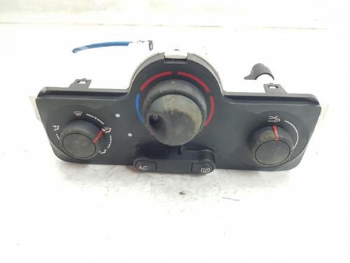 Commande Chauffage RENAULT CLIO III (BR0/1, CR0/1) 1.5 dCi (C/BR0G, C/BR1G) (68 hp) 9458925