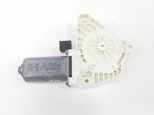Right front window motor VW GOLF VII (5G1, BQ1, BE1, BE2) 2.0 TDI | BP10335132E20 
