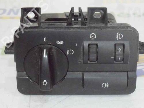 Used Headlight switch BMW 3 (E46) 320 d (136 hp) 1364159