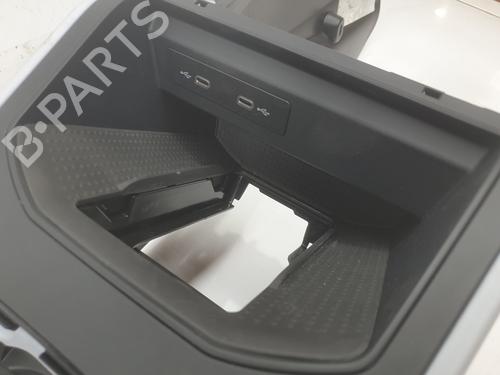 Armrest / Center console SEAT ARONA (KJ7, KJP) 1.0 TSI | BP30709927I20