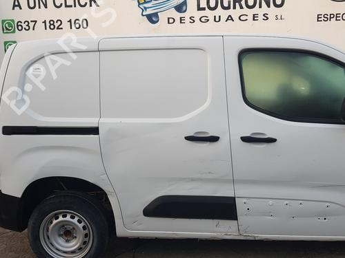 Left front steering knuckle CITROËN BERLINGO (ER_, EC_) 1.5 BlueHDi 100 | BP32323670M25