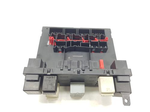 Used Fuse box VW PASSAT B6 (3C2) 1.9 TDI (105 hp) 15499007