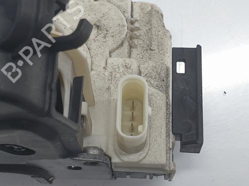 Rear right lock MERCEDES-BENZ A-CLASS (W176) A 200 CDI / d (176.008) | BP29716867C99