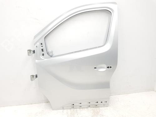 Used Left front door RENAULT TRAFIC III Bus (JG_) [2014-2025]  21003830