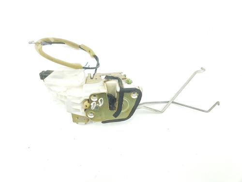 Used Front right lock MITSUBISHI PAJERO III (V7_W, V6_W) 3.2 Di-D (V68W, V78W) (165 hp) 9723953