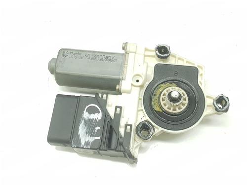 Used Right rear window motor VW GOLF IV (1J1) 1.9 TDI (110 hp) 11920373