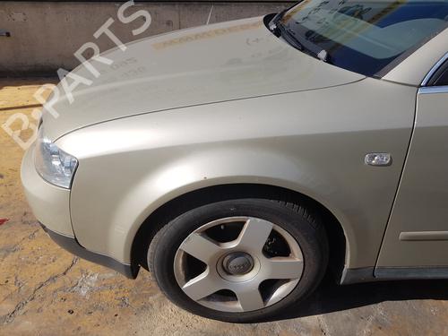 Right front fog light AUDI A4 B6 Avant (8E5) 2.5 TDI quattro | BP8242167C31 