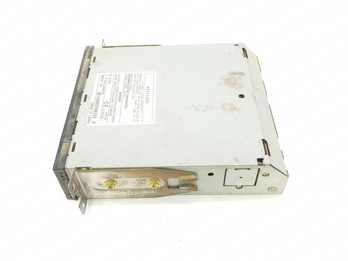 Radio MITSUBISHI PAJERO III (V7_W, V6_W) 3.2 Di-D (V68W, V78W) | BP8382341E6 