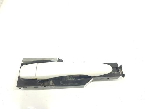 Rear right exterior door handle NISSAN QASHQAI II SUV (J11, J11_) 1.7 dCi ALL MODE 4x4-i | BP8952690C130 