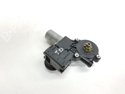 Rudehejsemotor bagstkærm højre TOYOTA HILUX VIII Platform/Chassis (_N1_) [2015-2025]  29370726