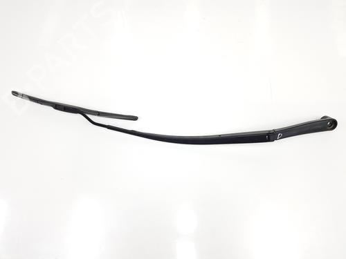 Used Front windshield wiper arm KIA RIO IV (YB, SC, FB) 1.2 CVVT (84 hp) 25296445