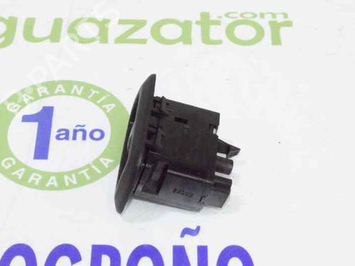 Right rear window switch MERCEDES-BENZ A-CLASS (W169) A 180 CDI (169.007, 169.307) | BP1370076I28 