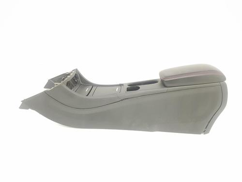 Used Armrest / Center console MERCEDES-BENZ CLA Coupe (C117) CLA 220 CDI / d (117.303) (170 hp) 9187616