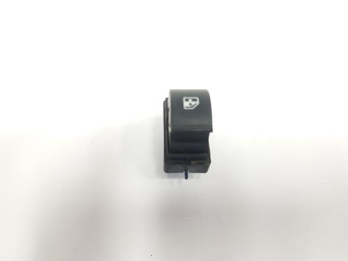 Used Right front window switch OPEL COMBO Box Body/MPV (X12) 1.3 CDTI (B05) (90 hp) 8956999