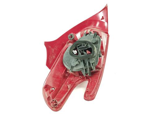 Right taillight PEUGEOT 208 I (CA_, CC_) 1.2 PureTech 82 | BP15488553C35 