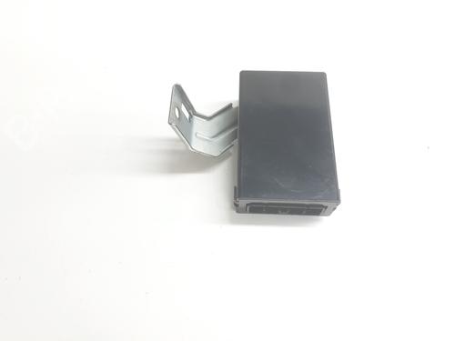 Used Electronic module Electronic module TOYOTA LAND CRUISER 90 (_J9_) 3.0 D-4D 4WD (KDJ90_, KDJ95_, KDJ90W, KDJ95W) (163 hp) 33321198 33321198