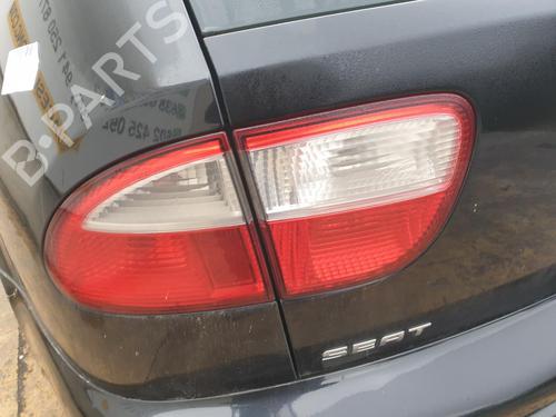 Right front fog light SEAT LEON (1M1) 1.9 TDI | BP11110465C31 