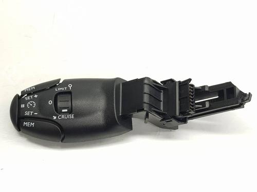 Used Steering wheel controls Steering wheel controls PEUGEOT 2008 II (UD_, US_, UY_, UJ_, UR_, UC_) [2019-2026] 40528474 40528474