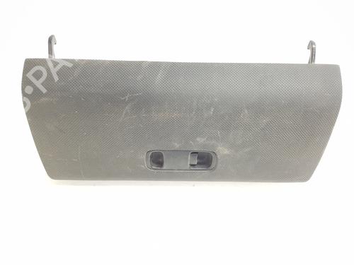 Boîte à gants MITSUBISHI PAJERO III (V7_W, V6_W) 3.2 Di-D (V68W, V78W) (165 hp) 28951758