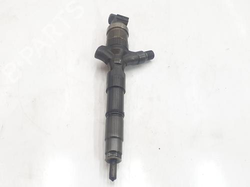 Inyector Inyector TOYOTA LAND CRUISER PRADO (_J12_) 3.0 D-4D (KDJ120, KDJ125) (166 hp) 37236989 37236989