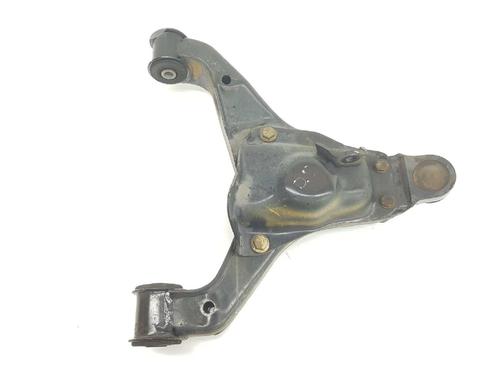 Draagarm rechts voor MERCEDES-BENZ SPRINTER 3,5-t Platform/Chassis (B906) 311 CDI (906.131, 906.133, 906.135, 906.231, 906.233,... (109 hp) 6961047