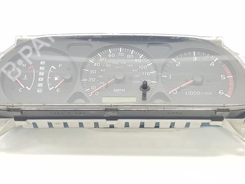 Used Instrument cluster Instrument cluster TOYOTA LAND CRUISER 90 (_J9_) 3.0 D-4D 4WD (KDJ90_, KDJ95_, KDJ90W, KDJ95W) (163 hp) 33694474 33694474