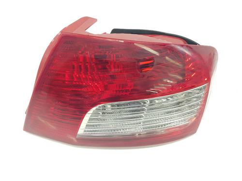 Højre baglygte Højre baglygte PEUGEOT 407 (6D_) 1.6 HDi 110 (6D9HZC, 6D9HYC) (109 hp) 39696996 39696996
