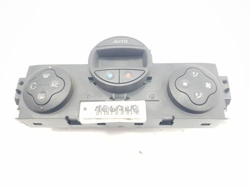 Used Climate control RENAULT MEGANE II Saloon (LM0/1_) 1.9 dCi (LM0G, LM1G, LM2C) (120 hp) 9458934