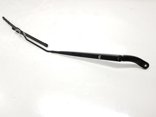 Used Front windshield wiper arm RENAULT MEGANE IV Grandtour (K9A/M/N_) 1.3 TCe 160 (K9NC) (163 hp) 16302575