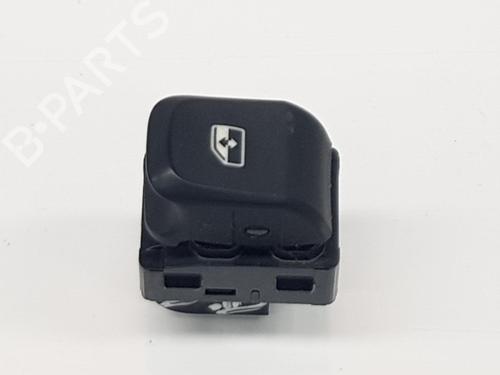 Used Right front window switch AUDI Q2 (GAB, GAG) 1.6 TDI (115 hp) 11931662