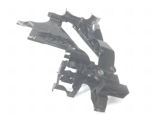 Right headlight support AUDI A4 B8 Avant (8K5) 2.0 TDI quattro | BP31924151C156