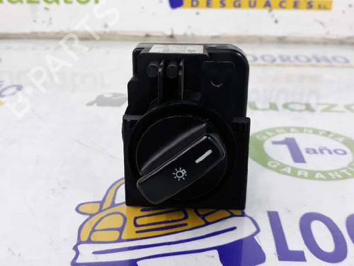 Used Headlight switch MERCEDES-BENZ A-CLASS (W169) A 180 CDI (169.007, 169.307) (109 hp) 2683386