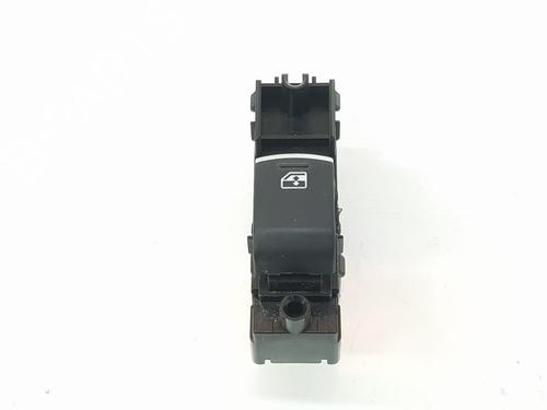 Used Right front window switch SUBARU XV (_GP_) 2.0 i AWD (GP7, G33GP) (150 hp) 8231362