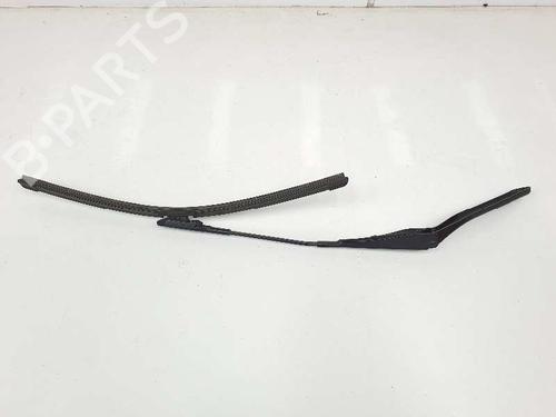 Used Front windshield wiper arm BMW 1 (E87) 116 d (116 hp) 7244547