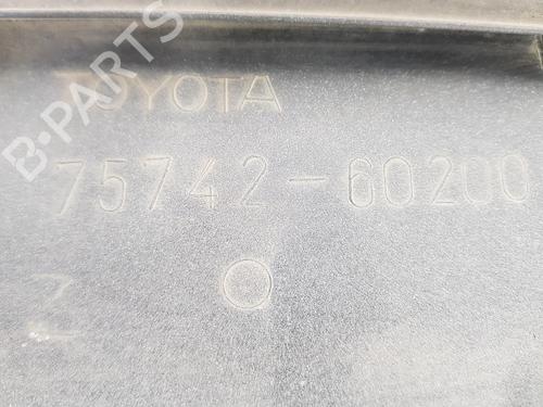 Rear left wheel arch trim TOYOTA LAND CRUISER PRADO (_J12_) 3.0 D-4D (KDJ120, KDJ125) | BP14967142C136 
