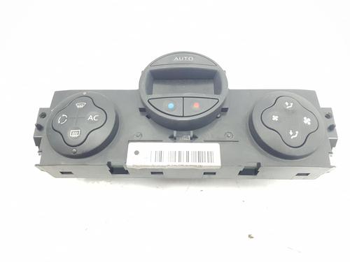 Used Climate control RENAULT MEGANE II Saloon (LM0/1_) 1.9 dCi (LM0G, LM1G, LM2C) (120 hp) 9458932