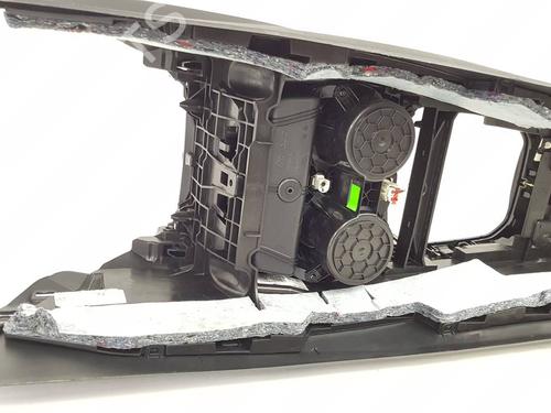Armrest / Center console BMW 1 (F40) 118 d | BP40156886I20 - Image 9