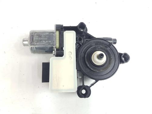 Used Right rear window motor SEAT LEON (5F1) 1.5 TSI (150 hp) 6036737
