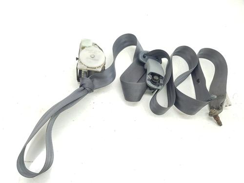 Sikkerhetsbelte bak venstre TOYOTA LAND CRUISER 90 (_J9_) 3.0 TD (KZJ90_, KZJ95_, KZJ90R, KZJ95R, KZJ90W, KZJ95W) (125 hp) 18865072