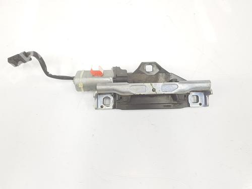 Used Tailgate lock BMW X6 (E71, E72) xDrive 40 d (306 hp) 13908500