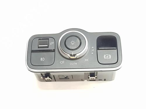 headlight-switch-mercedes-benz-cla-shooting-brake-x118-2019-38068694 main image