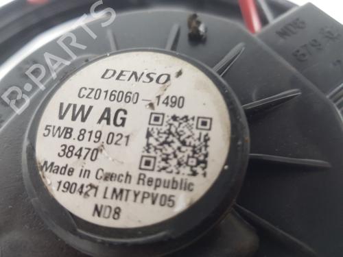 Heater blower motor SKODA SUPERB III Estate (3V5) 2.0 TDI | BP22554016M62 