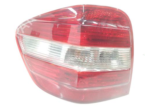 Left taillight MERCEDES-BENZ M-CLASS (W164) ML 320 CDI 4-matic (164.122) | BP17451652C34 