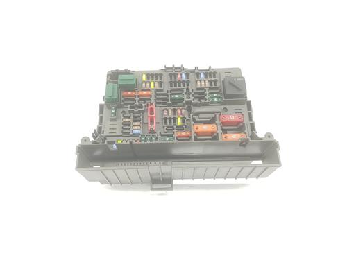 Used Fuse box Fuse box BMW 3 Touring (E91) 320 d (177 hp) 10167936 10167936