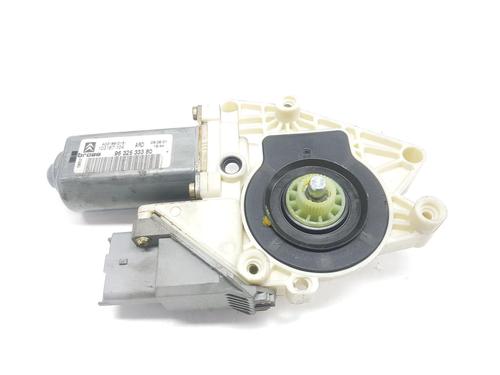 Right rear window motor CITROËN C5 I (DC_) 2.0 HDi (DCRHZB, DCRHZE) | BP15513114E22 
