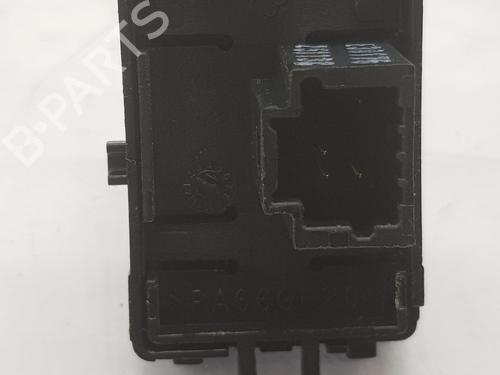 Right rear window switch RENAULT MEGANE III Grandtour (KZ0/1) 1.6 dCi (KZ00, KZ12, KZ13) | BP14924212I28 