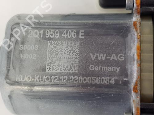 Right front window motor SEAT ARONA (KJ7, KJP) 1.0 TSI | BP29729120E20 