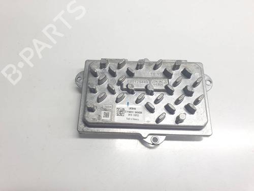Used Lights ECU Lights ECU PEUGEOT 3008 II SUV (MC_, MR_, MJ_, M4_) Hybrid 180 (M4DGLU) (179 hp) 40155582 40155582