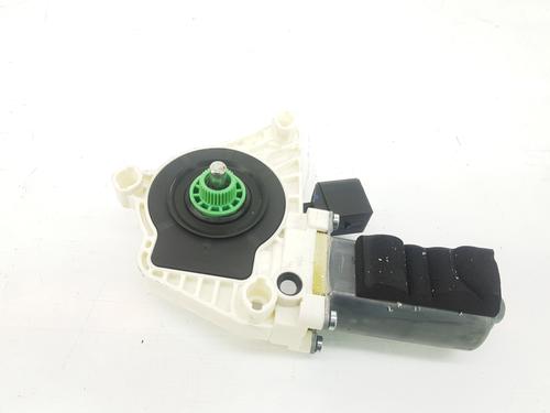 Used Left rear window motor MERCEDES-BENZ CLA Coupe (C117) CLA 220 CDI / d (117.303) (170 hp) 9256817