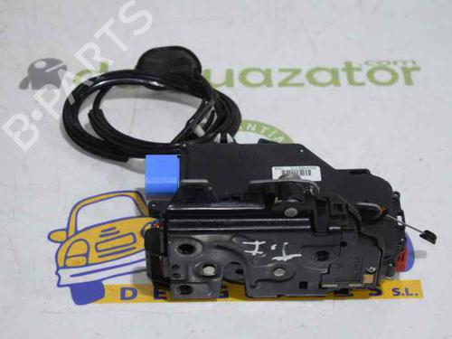 Cerradura puerta trasera izquierda VW GOLF PLUS V (5M1, 521) 1.9 TDI (105 hp) 770464